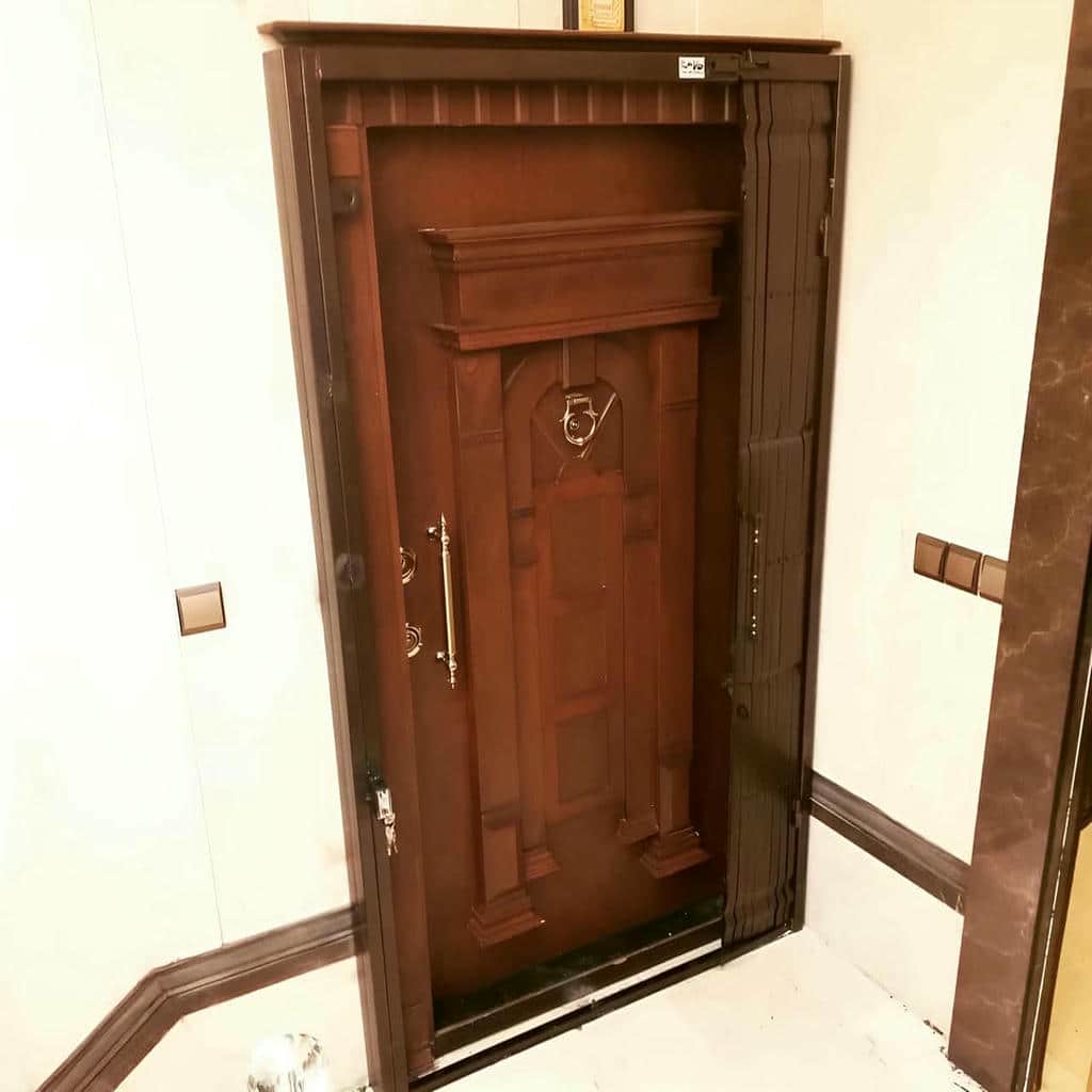 قیمت درب آکاردئونی طلایی سلطنتی بر اساس یراق