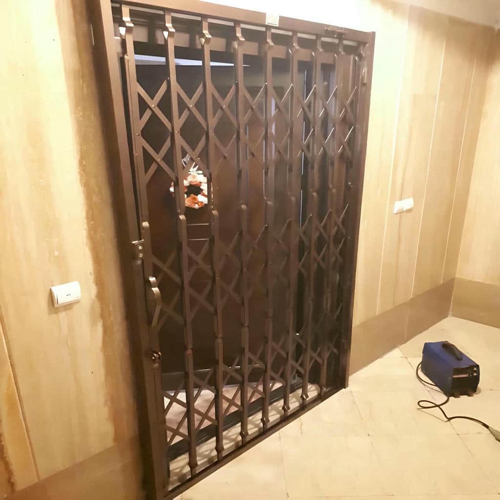خرید حفاظ آکاردئونی درب واحد مسکونی با شبکه متراکم