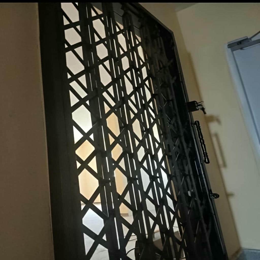 11 طرح حفاظ درب ضد سرقت فلزی