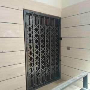 8 مدل حفاظ پشت درب آپارتمان ریلی