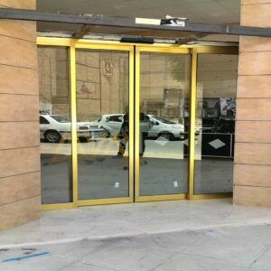 12 مدل درب اتوماتیک شیشه ای لولایی سنسوردار