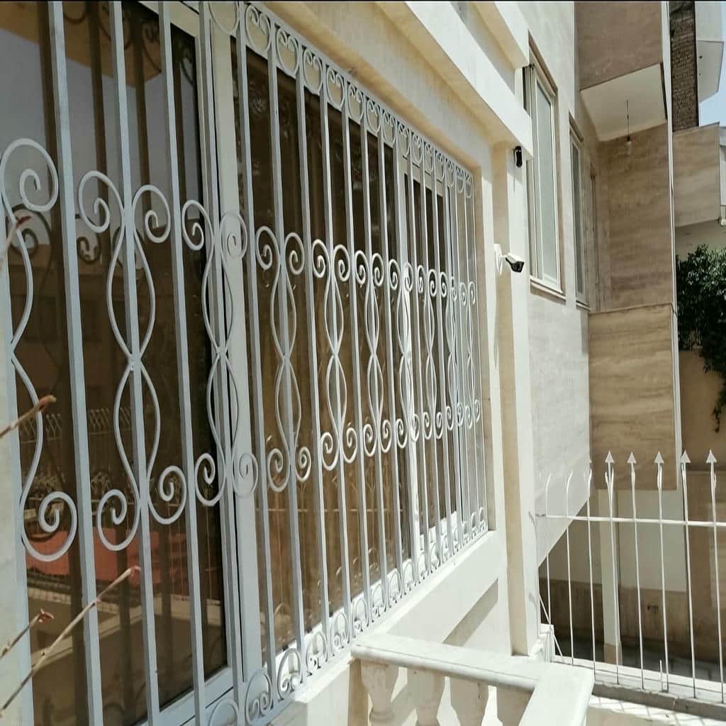تولید حفاظ پنجره ثابت با پایه تخت مقاوم