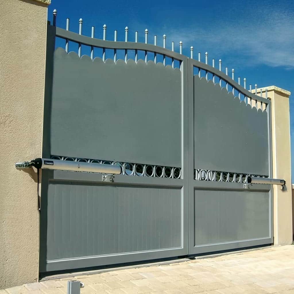 اجرای جک درب ویلایی بازویی با فتوسل