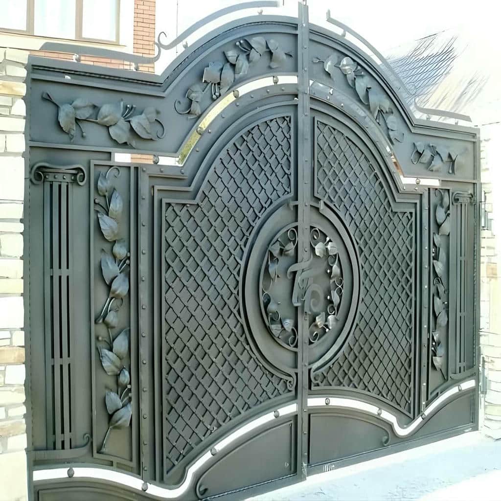 قیمت درب حیاط طرح چوب فلزی بر اساس نوع پنل
