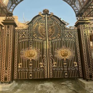10 مدل درب پارکینگ مدرن پنل مشبک
