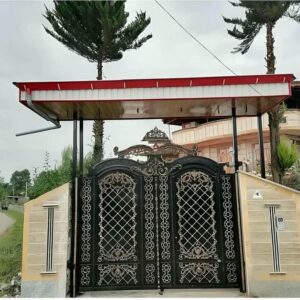 6 مدل درب ساختمان فرفورژه گل دار