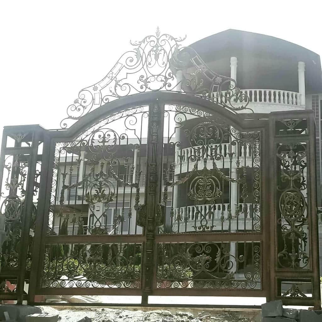 ساخت درب برش لیزری هندسی با کلاف تقویت شده
