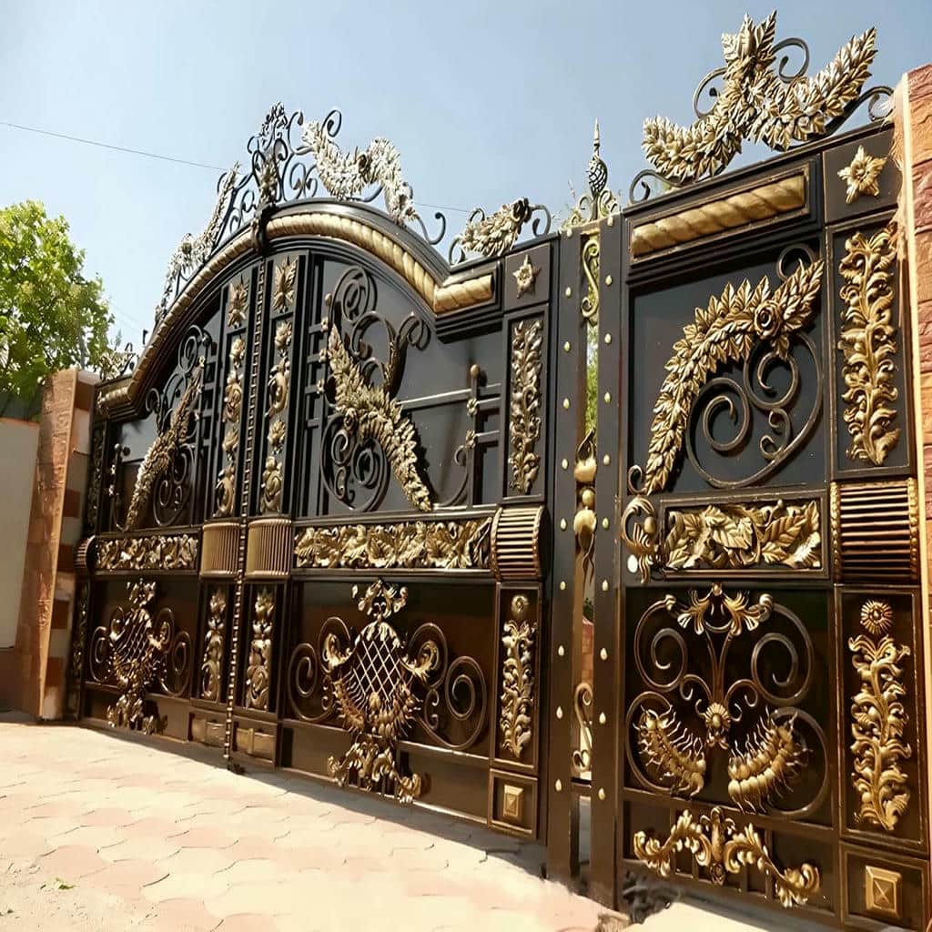 مقایسه ترموود روشن و تیره برای درب ویلا