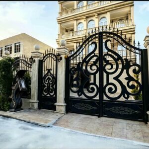 10 طرح درب پارکینگ مینیمال خطی