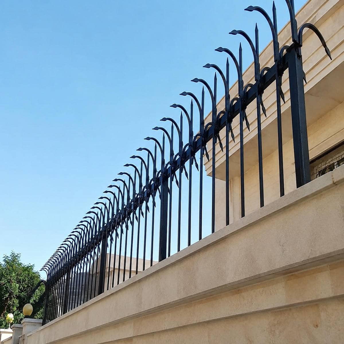 11 طرح حفاظ دیوار مدرن خطی