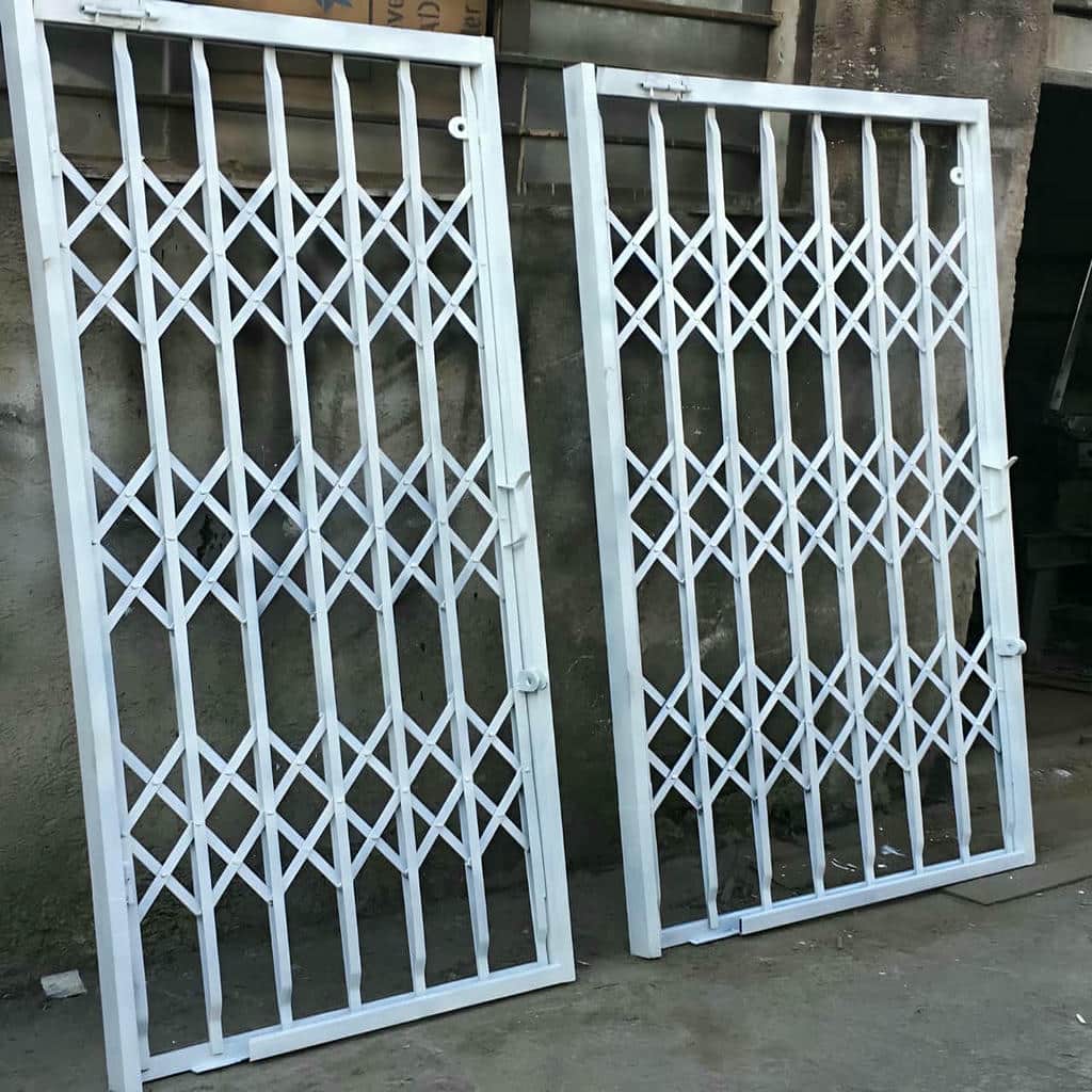 گارد کشویی با قفل ایمن