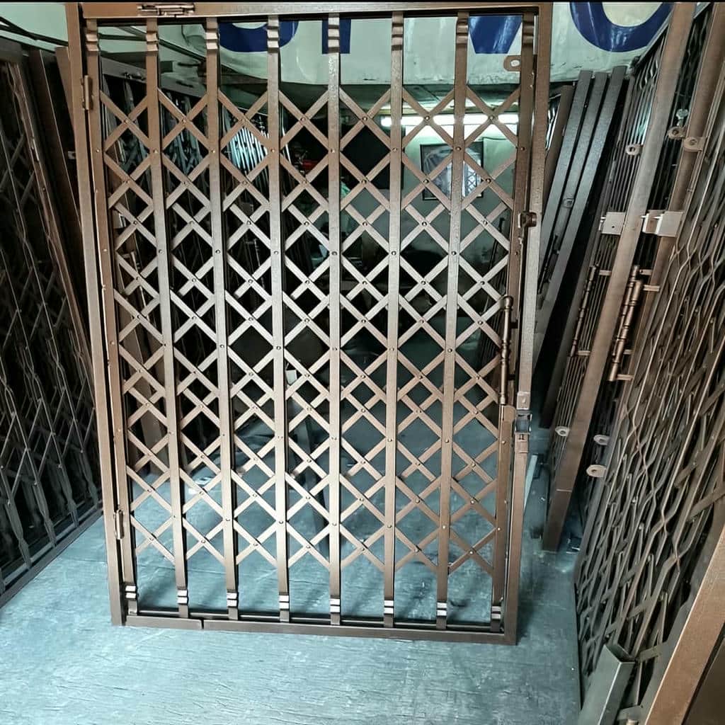 درب آپارتمان ایمن