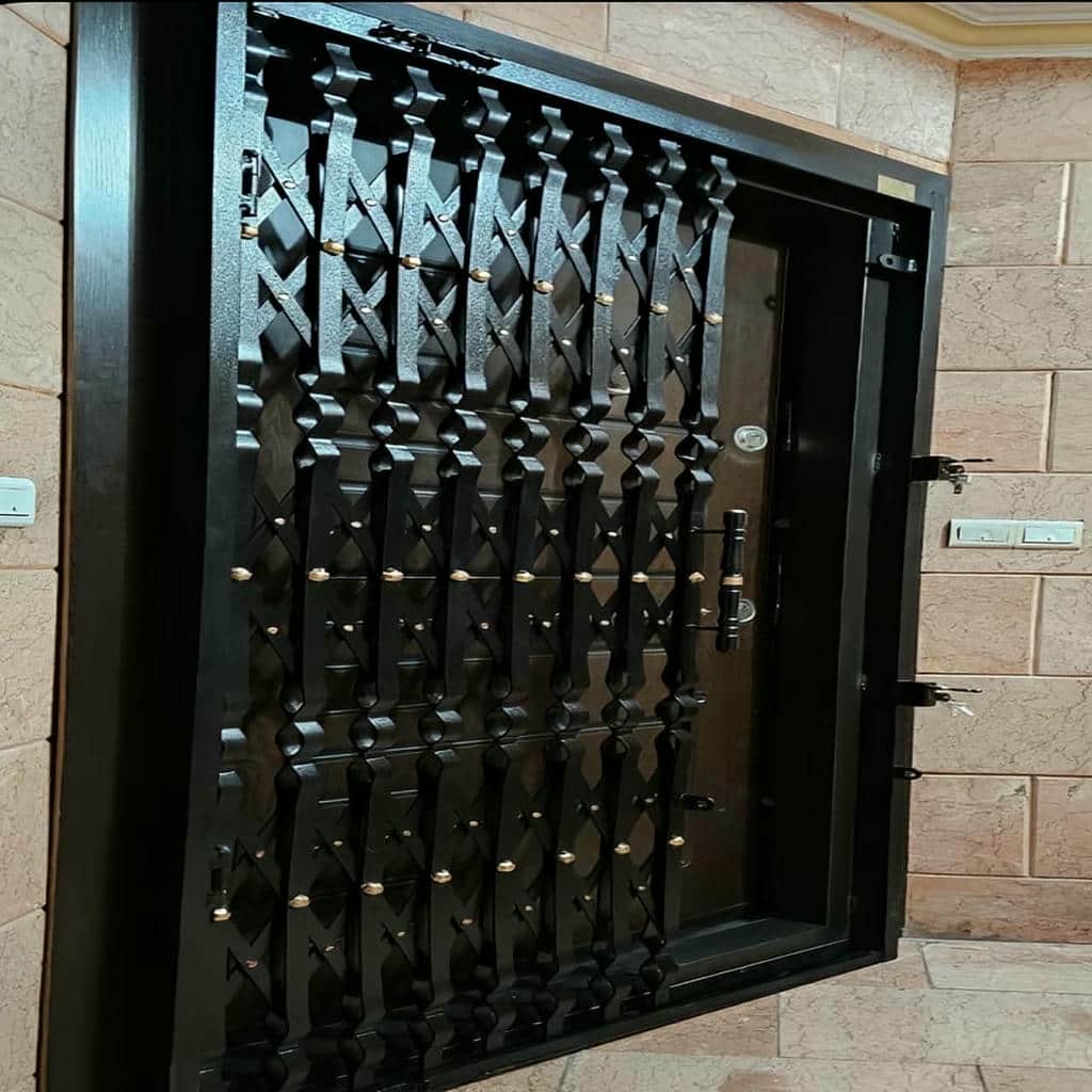 محافظ ورودی آپارتمان محافظ ورودی آپارتمان