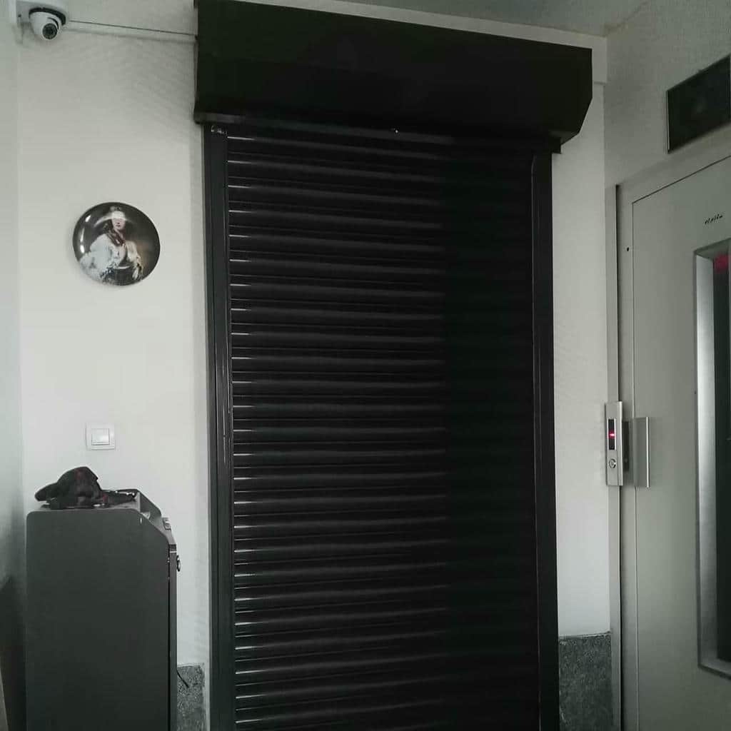 کرکره ریموت دار برای فضای پارکینگ