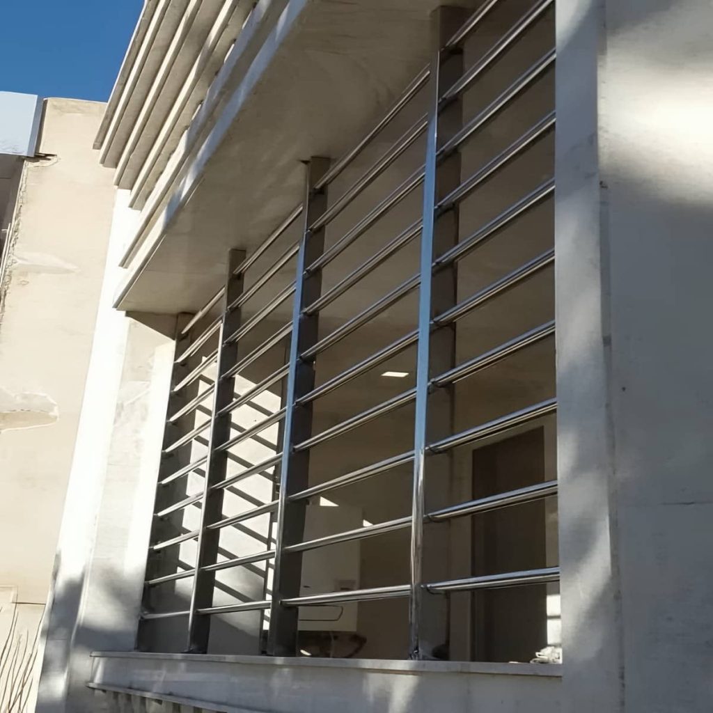 هندریل راه پله سفارشی داخلی هندریل راه پله سفارشی داخلی