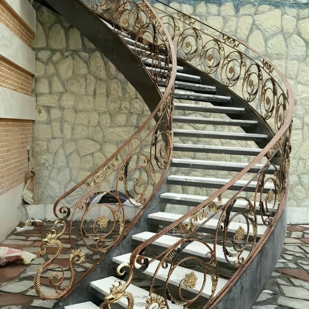 نرده فرفورژه بالکن فلزی مقاوم