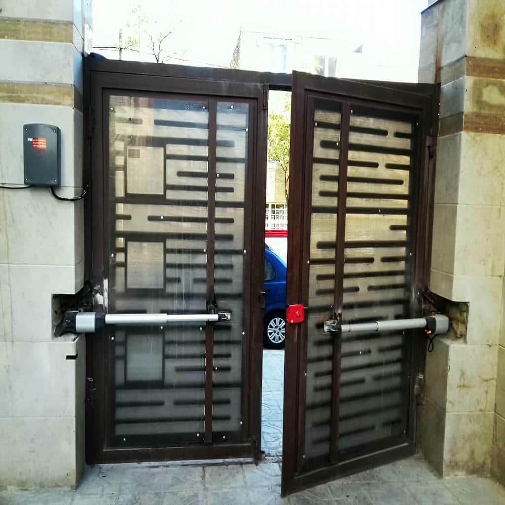 جک پارکینگی همراه ریموت کنترل دستی